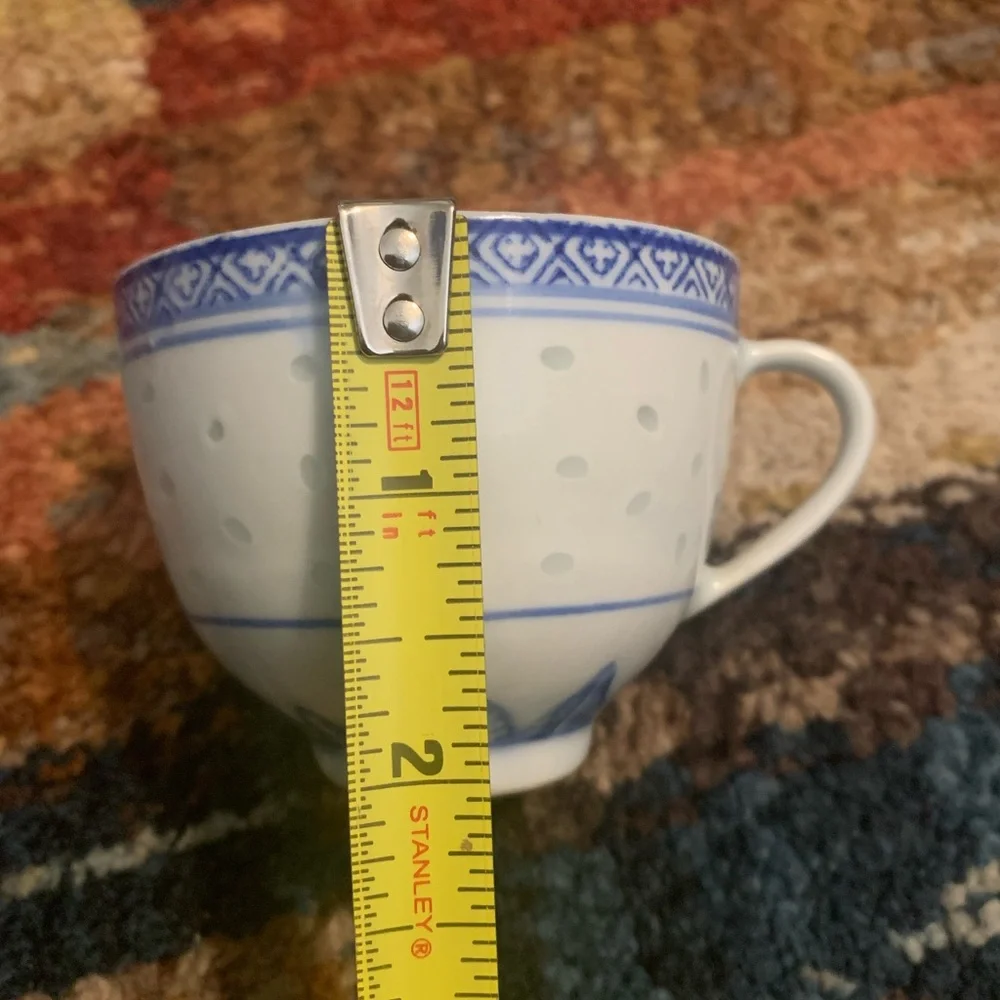 Blue and White Ceramic Tea Cup - Classic Pattern